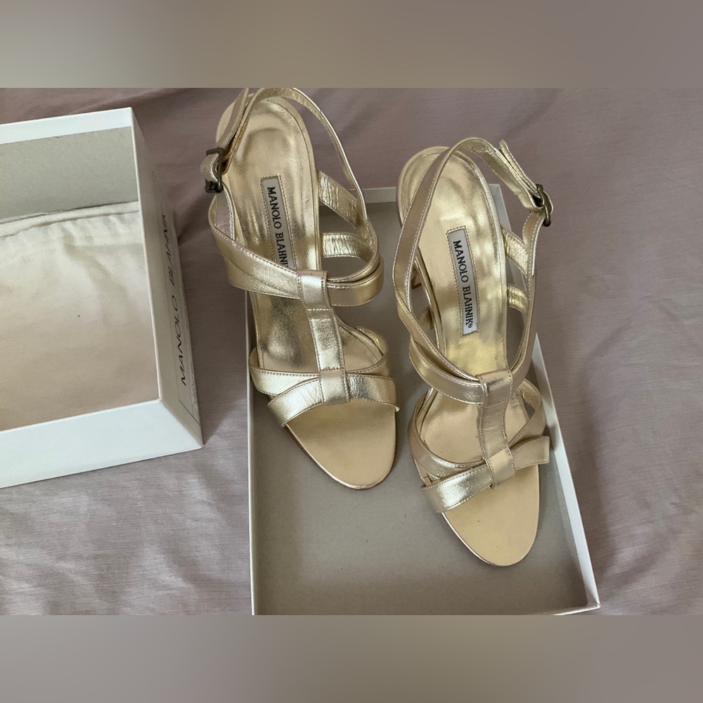 Manolo Blahnik Gold Leather Strappy Silk Sahara 105 Sandals Size 8.5/39